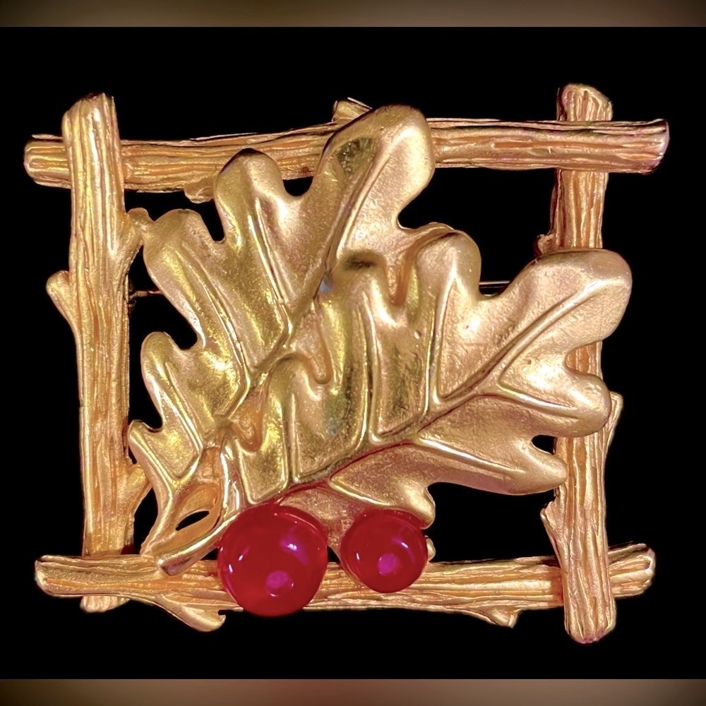 Rare Givenchy leaves and berries brooch​